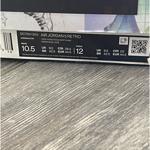 Great condition Nine Air Jordan 5 Retro! - Picture 3 of 6